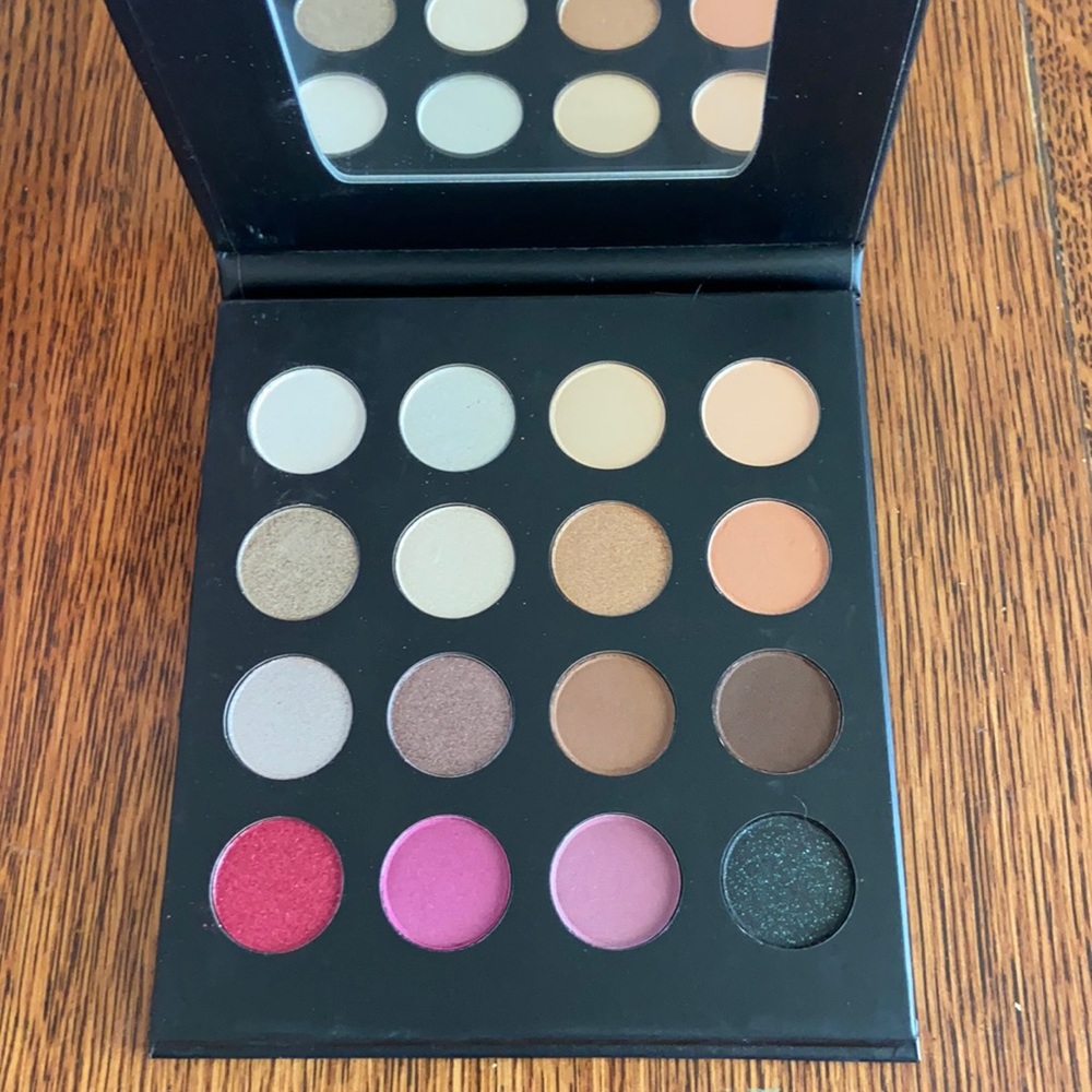 BH Cosmetics Afternoon Rendezvous palette